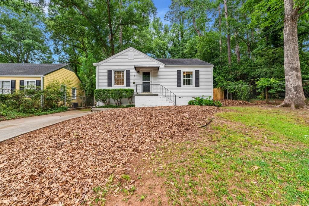 2 bedroom, 1 bathroom, 968 sq ft single family residence sold at 929 Prospect Avenue, Atlanta, GA 30316
