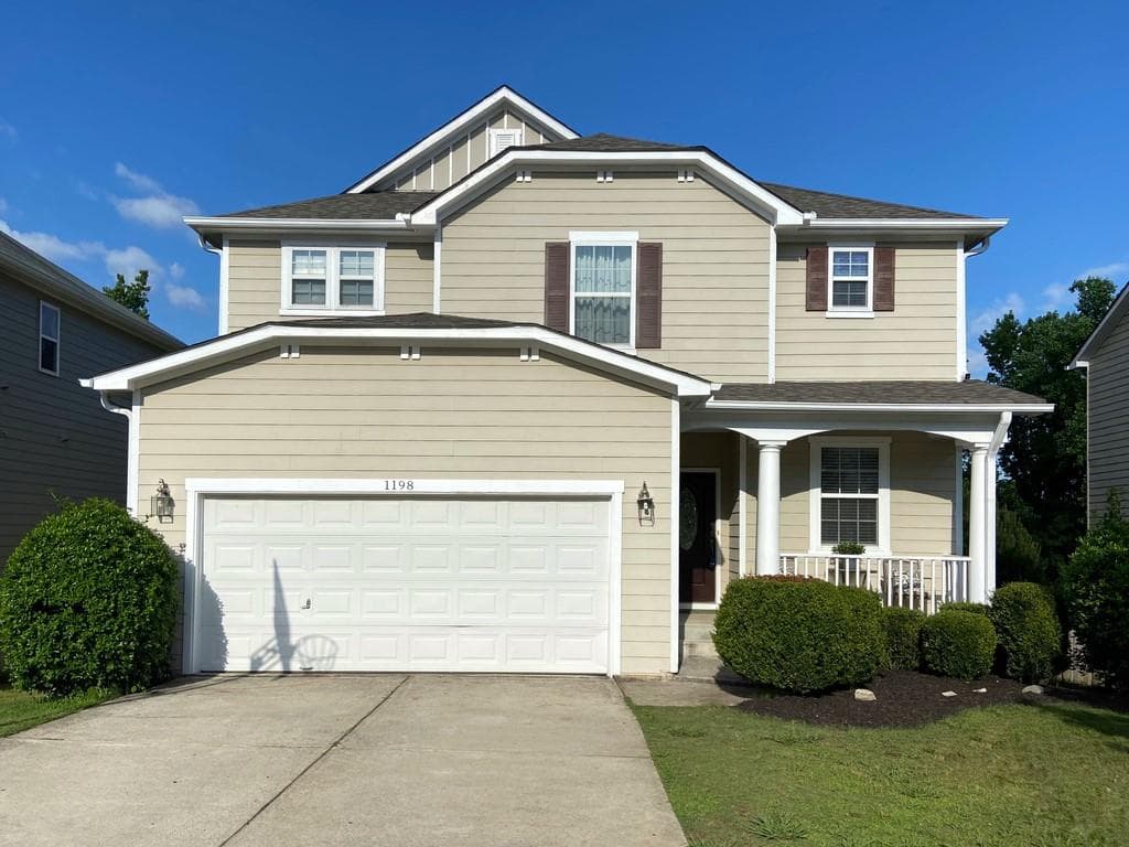 4 bedroom, 3 bathroom, 2,845 sq ft single family residence sold at 1198 LANIER SPRINGS Drive, Buford, GA 30518