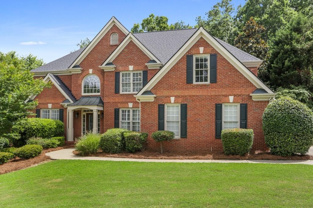 6 bedroom, 5 bathroom, 7,115 sq ft single family residence sold at 646 Gold Valley Pass, Canton, GA 30114