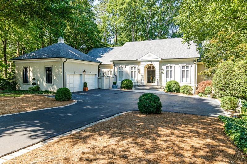 5 bedroom, 6 bathroom, 4,870 sq ft single family residence sold at 1171 Northmoor Court, Atlanta, GA 30327