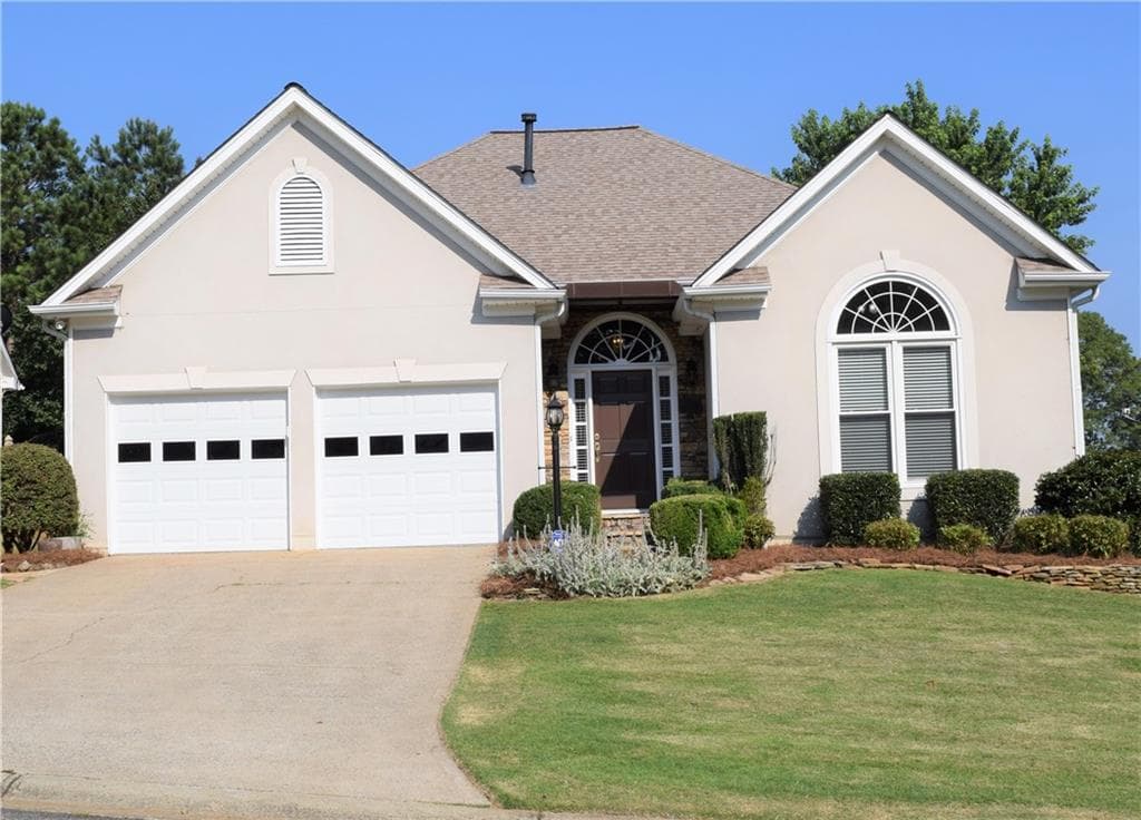 3 bedroom, 2 bathroom, 1,827 sq ft single family residence sold at 2835 Colleton Drive, Marietta, GA 30066