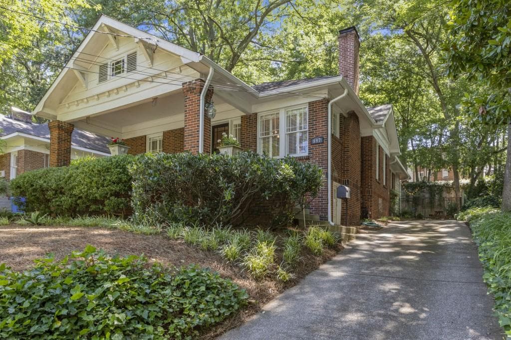 3 bedroom, 3 bathroom, 2,060 sq ft single family residence sold at 897 Rosedale Road, Atlanta, GA 30306