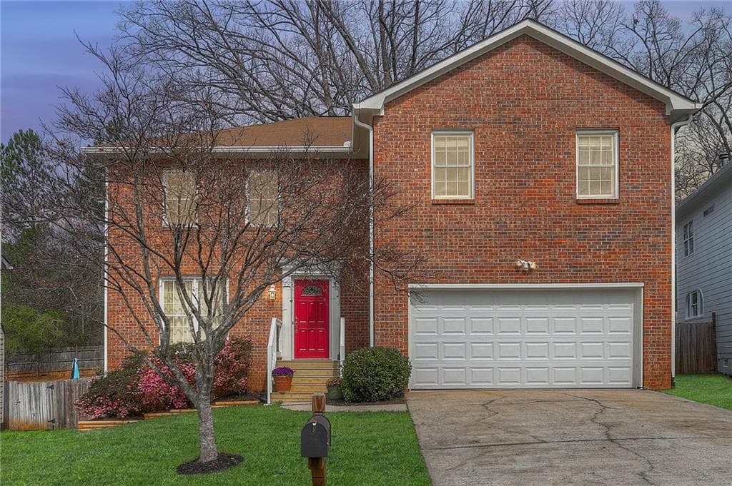 4 bedroom, 3 bathroom, 2,688 sq ft single family residence sold at 2821 Wood Meadow Cove, Snellville, GA 30078
