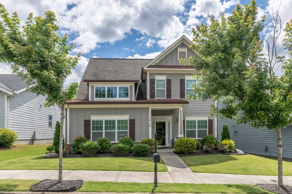 3 bedroom, 3 bathroom, 1,947 sq ft single family residence sold at 1516 Drew Drive, Atlanta, GA 30318