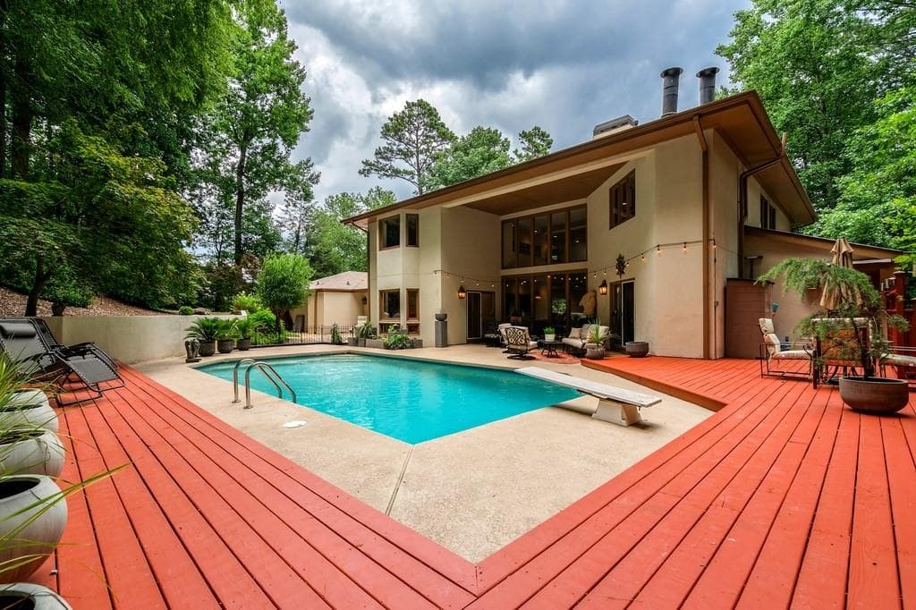 6 bedroom, 5 bathroom, 4,805 sq ft single family residence sold at 3011 Cravey Trail, Atlanta, GA 30345