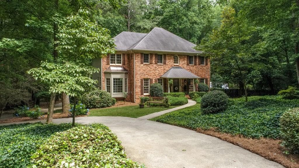 4 bedroom, 3 bathroom, 3,600 sq ft single family residence sold at 5000 Township Cove Road, Marietta, GA 30066