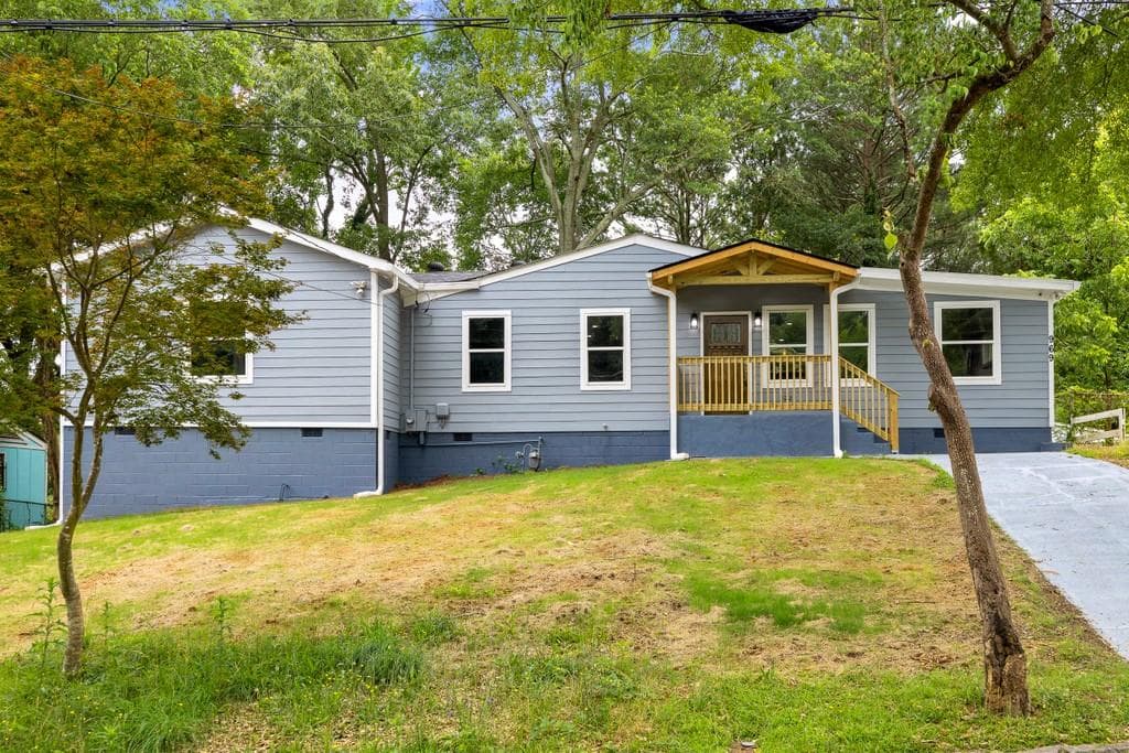 5 bedroom, 3 bathroom, 2,470 sq ft single family residence sold at 969 McKay Drive, Atlanta, GA 30315