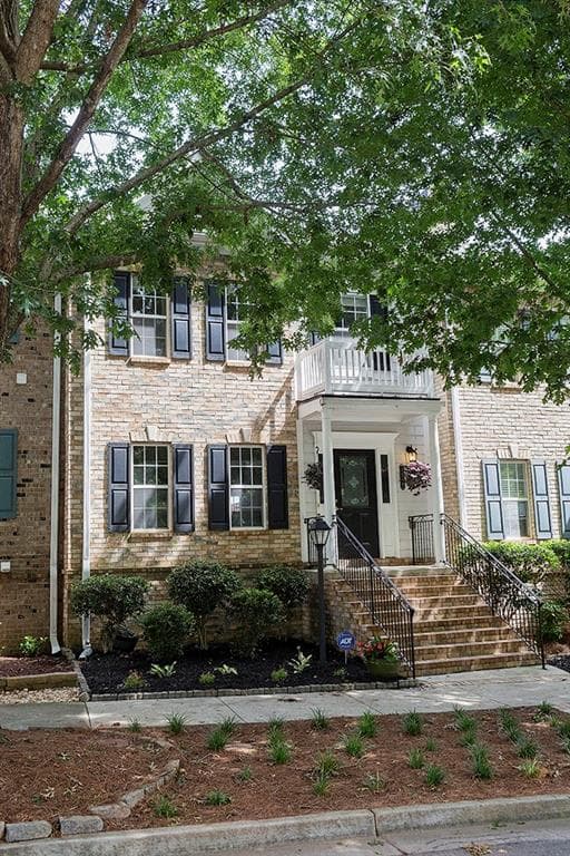 2 bedroom, 4 bathroom, 1,740 sq ft townhouse sold at 1219 Station Center Boulevard, Suwanee, GA 30024
