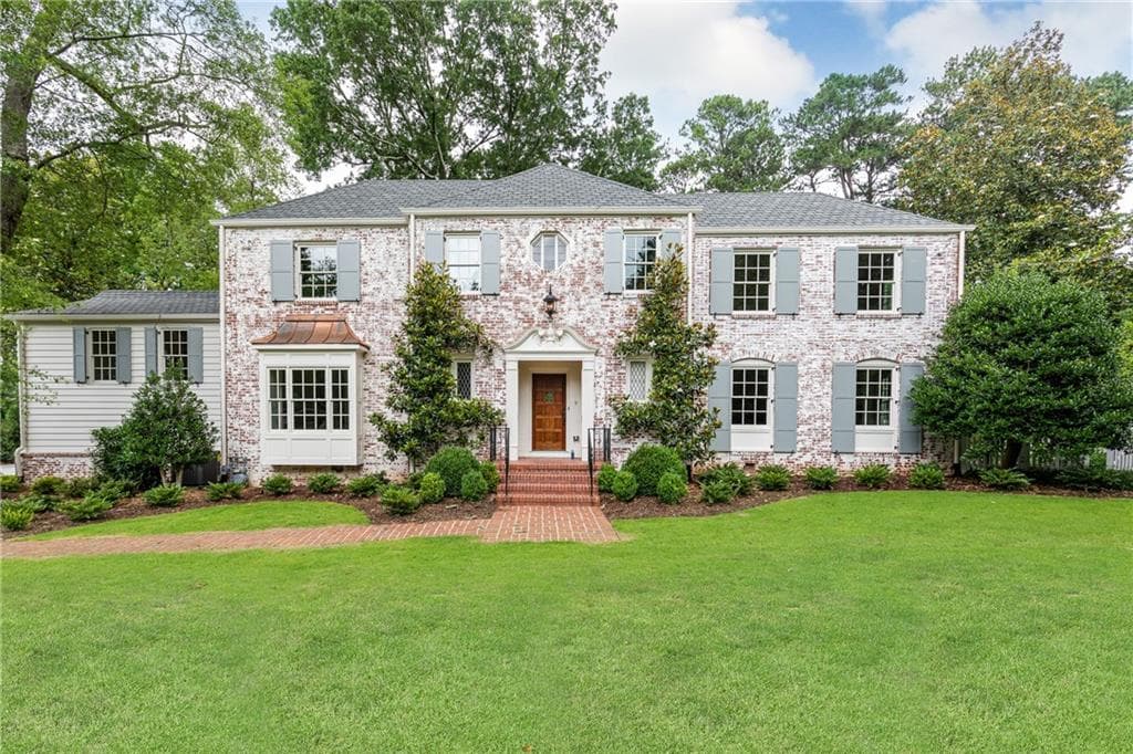 6 bedroom, 8 bathroom, 6,320 sq ft single family residence sold at 49 Putnam Drive, Atlanta, GA 30342