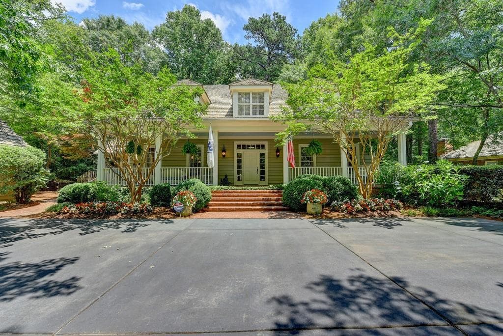 4 bedroom, 7 bathroom, 6,460 sq ft single family residence sold at 9 Albemarle Drive, Atlanta, GA 30327