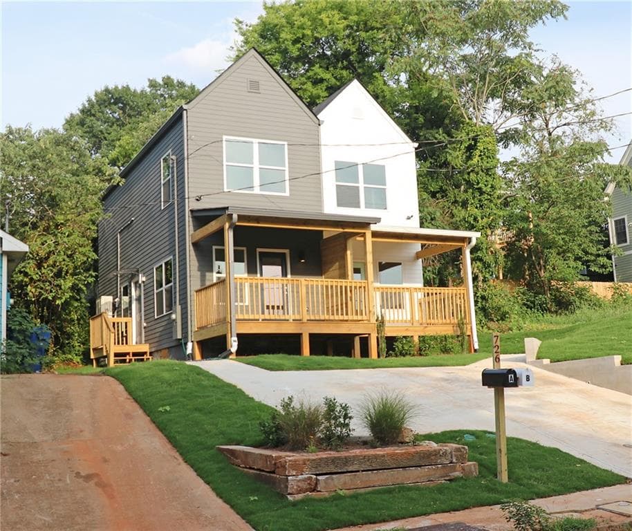 2 bedroom, 2 bathroom, 860 sq ft townhouse sold at 726A Grant Terrace, Atlanta, GA 30315