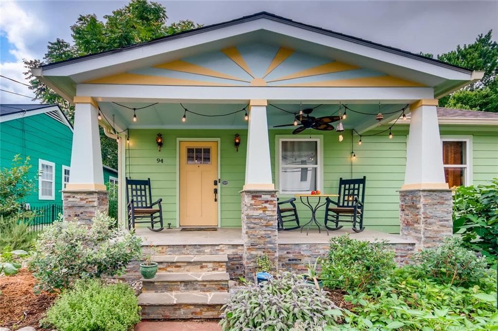 3 bedroom, 3 bathroom, 1,922 sq ft single family residence sold at 94 Walthall Street, Atlanta, GA 30316