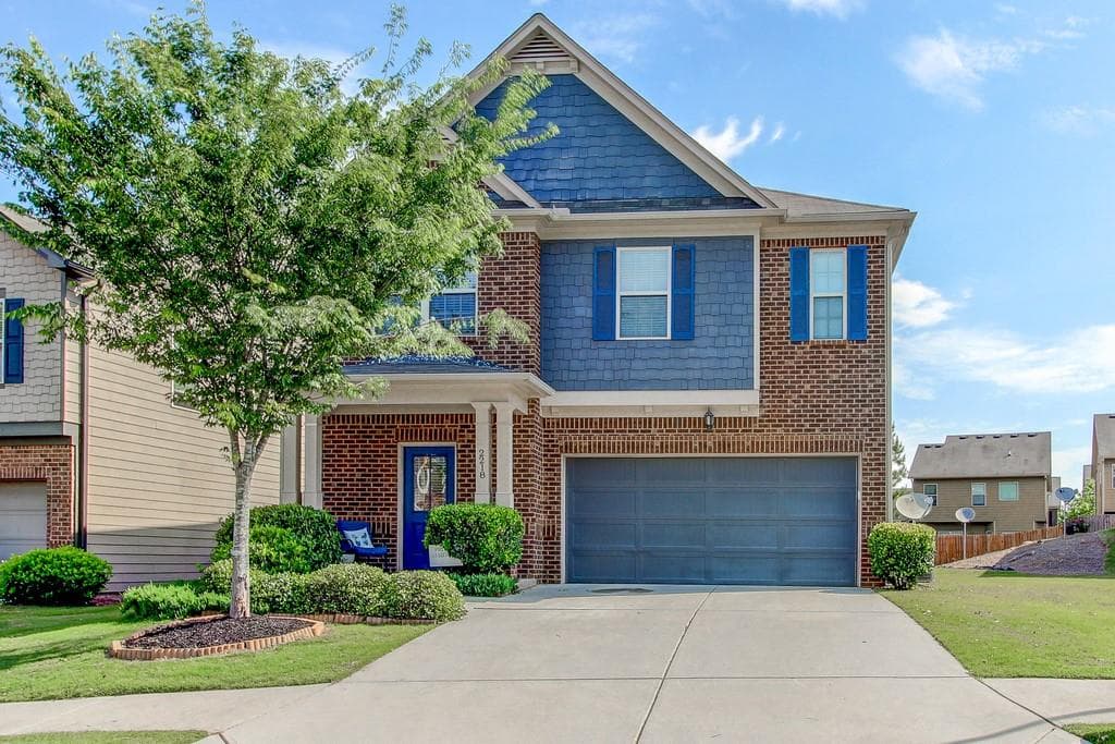 4 bedroom, 3 bathroom, 2,682 sq ft single family residence sold at 2218 Baywood Tree Lane, Snellville, GA 30078