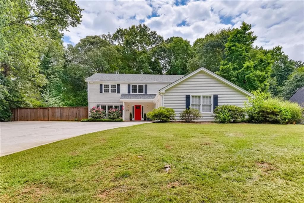 4 bedroom, 3 bathroom, 2,620 sq ft single family residence sold at 1540 Princeton West Trail, Marietta, GA 30062