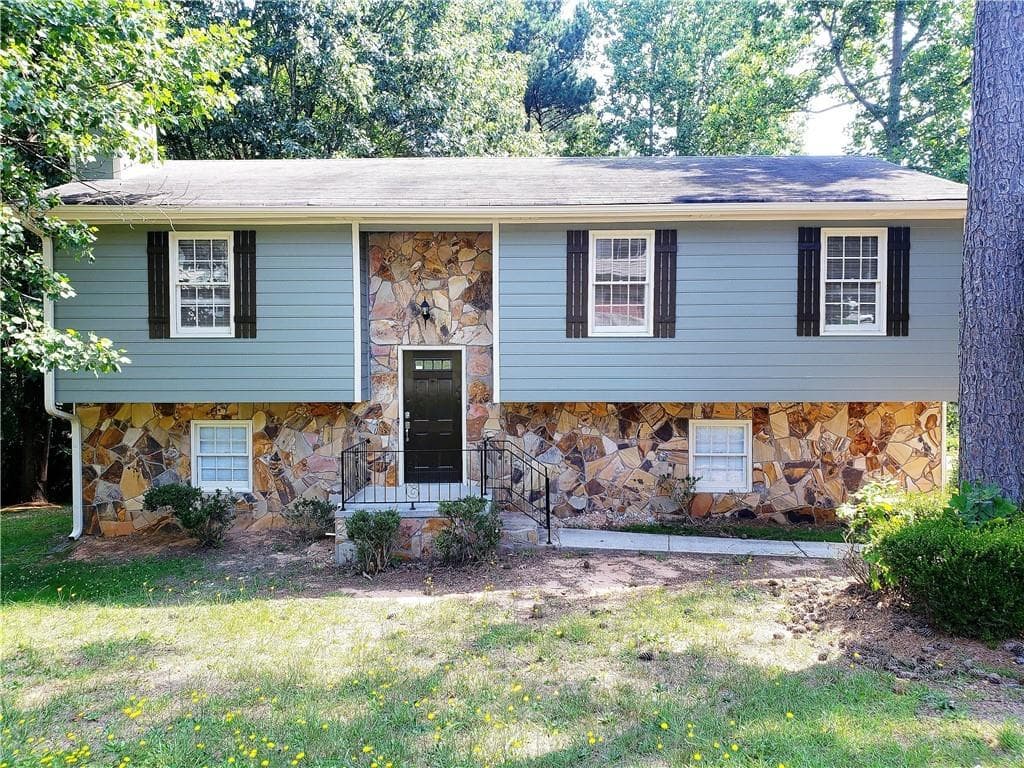 1581 Sugar Plum Drive, Conyers, GA 30094 — most recent listing photo