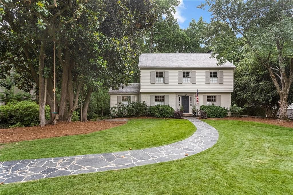 4 bedroom, 4 bathroom, 2,706 sq ft single family residence sold at 2835 Castlewood Drive, Atlanta, GA 30327
