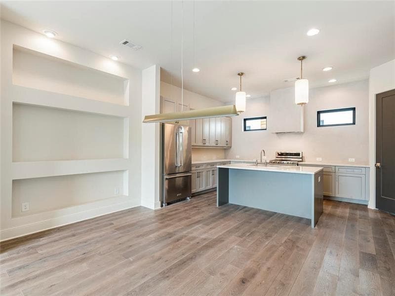 3 bedroom, 4 bathroom, 1,904 sq ft townhouse sold at 540 Flat Shoals Avenue 21, Atlanta, GA 30316