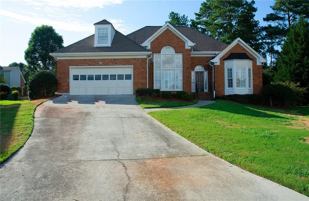 3 bedroom, 2 bathroom, 2,391 sq ft single family residence sold at 3188 Champion Court, Snellville, GA 30039