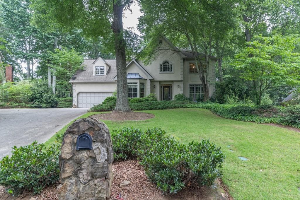 5 bedroom, 3 bathroom, 3,723 sq ft single family residence sold at 2090 Pearwood Path, Roswell, GA 30076