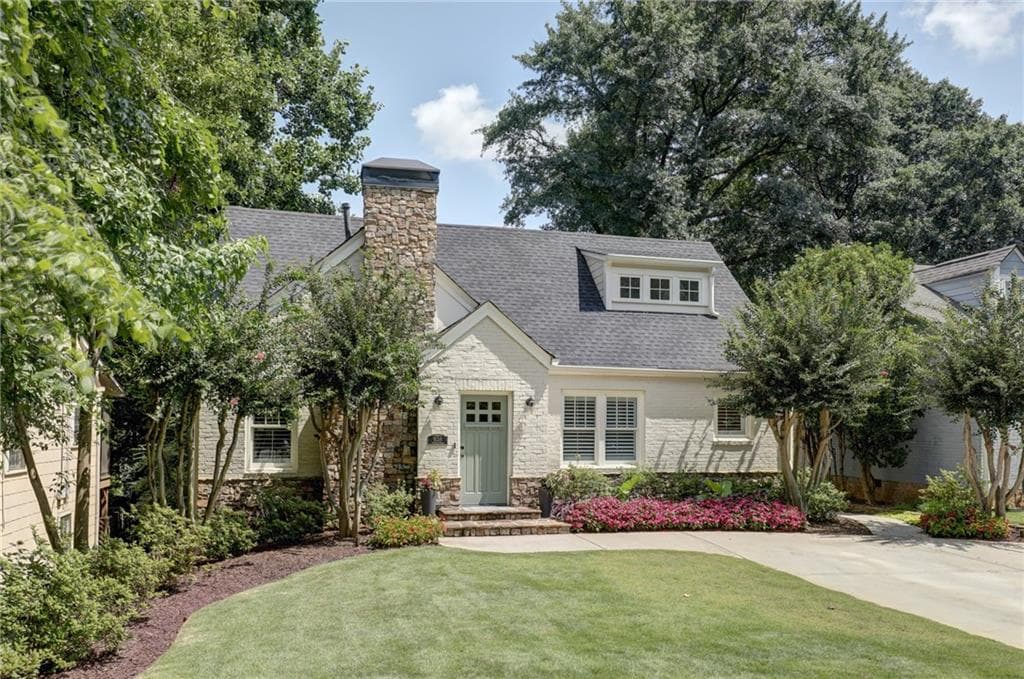 5 bedroom, 4 bathroom, 3,224 sq ft single family residence sold at 826 Drewry Street, Atlanta, GA 30306