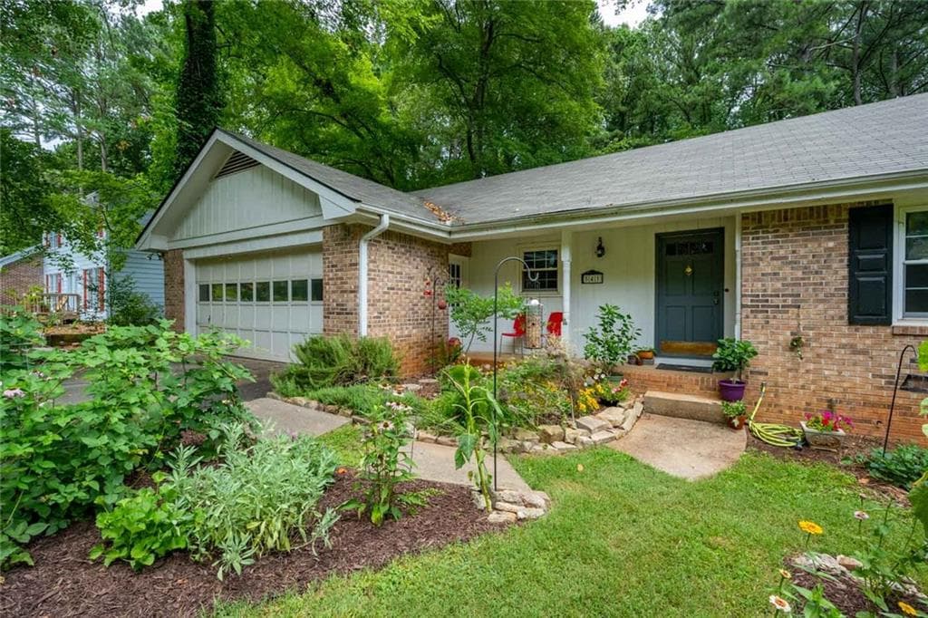 3 bedroom, 2 bathroom, 1,708 sq ft single family residence sold at 541 Rye House Court, Lawrenceville, GA 30044