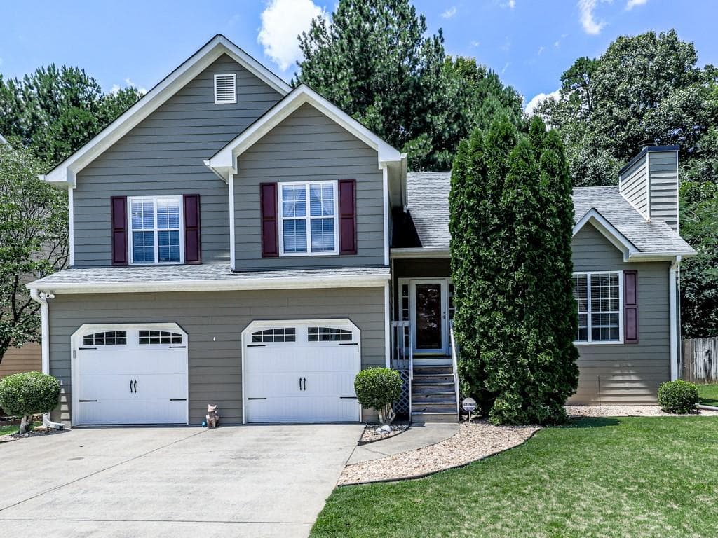 3 bedroom, 3 bathroom, 1,781 sq ft single family residence sold at 4709 Vineyard Court, Smyrna, GA 30082