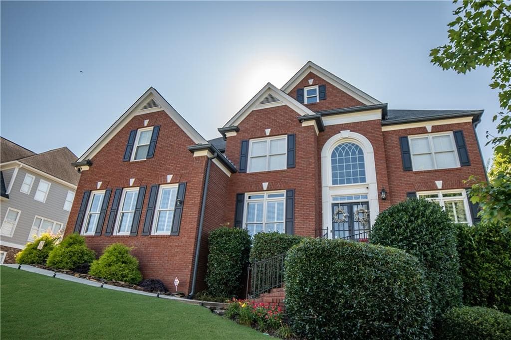 6 bedroom, 5 bathroom, 4,720 sq ft single family residence sold at 2383 WATERSCAPE Trail, Snellville, GA 30078