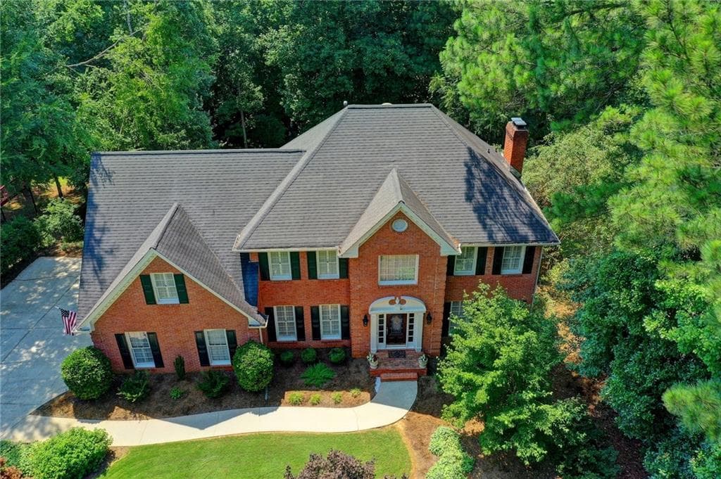4 bedroom, 4 bathroom, 2,524 sq ft single family residence sold at 9520 Fenbrook Court, Johns Creek, GA 30022