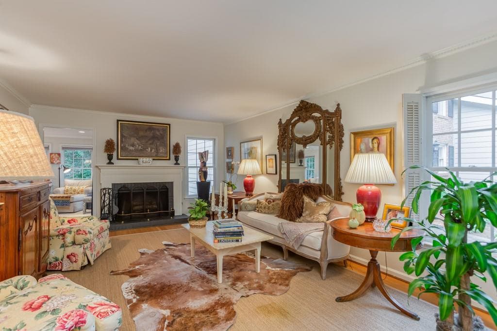 973 Moores Mill Road, Atlanta, GA 30327 — most recent listing photo