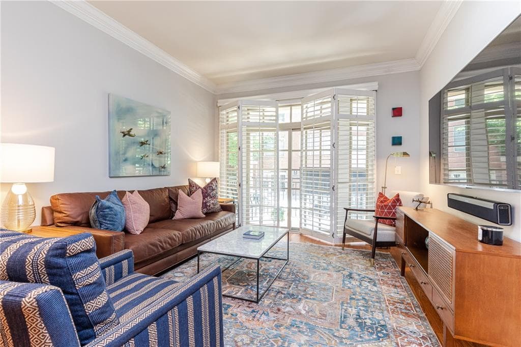 1 bedroom, 1 bathroom, 734 sq ft condominium sold at 1055 Piedmont Avenue 107, Atlanta, GA 30309