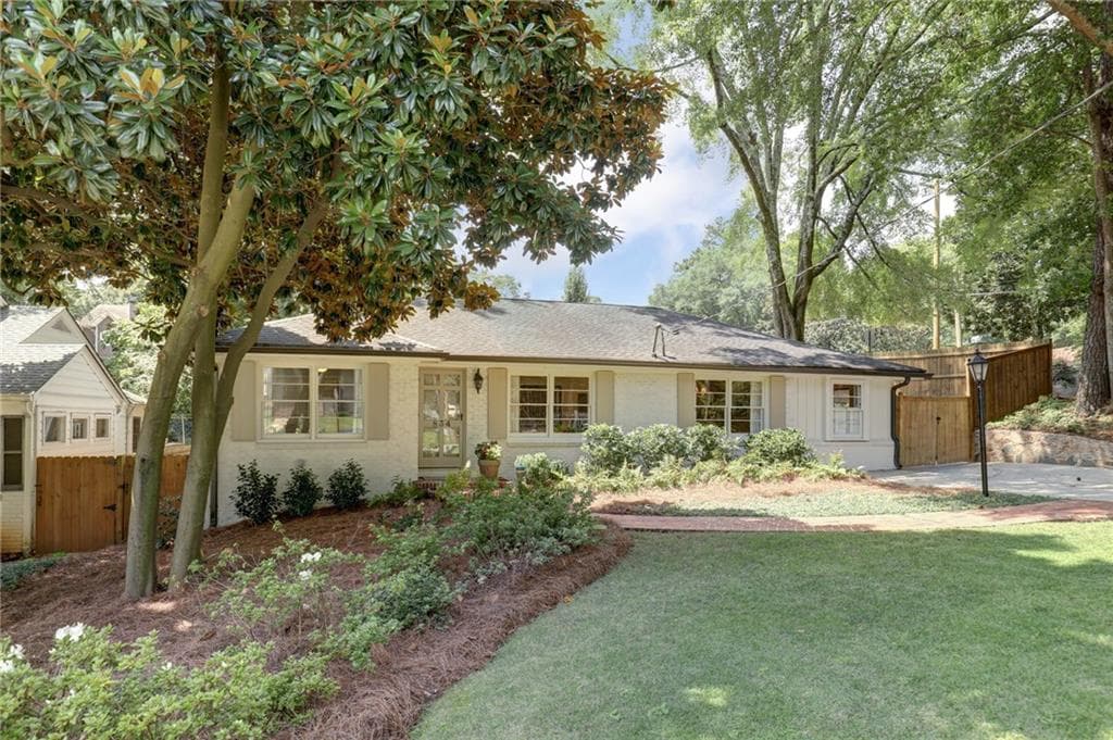 3 bedroom, 2 bathroom, 1,563 sq ft single family residence sold at 834 Longwood Drive, Atlanta, GA 30305