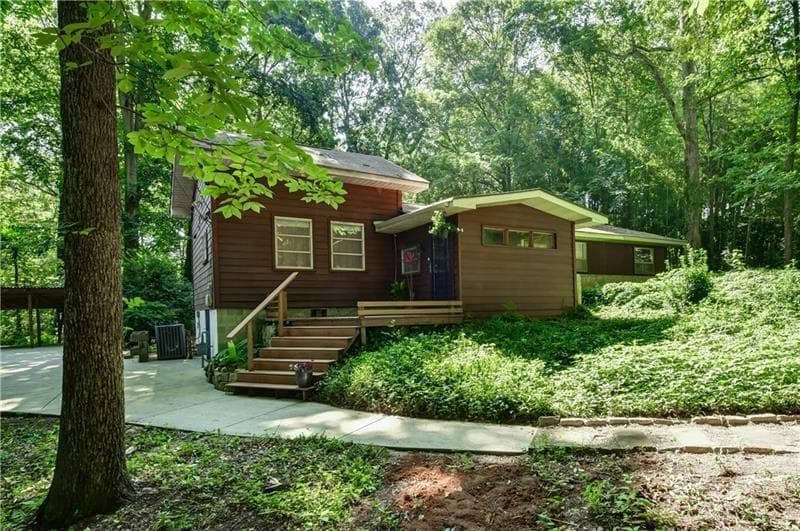 3 bedroom, 2 bathroom, 1,816 sq ft single family residence sold at 1452 Funston Avenue, Atlanta, GA 30315