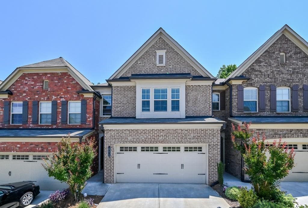 3 bedroom, 3 bathroom, 1,821 sq ft townhouse sold at 69 Braemore Mill Drive, Lawrenceville, GA 30044