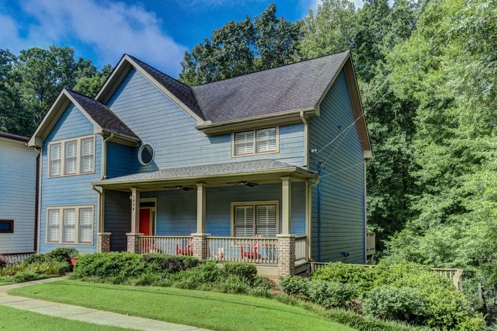 4 bedroom, 4 bathroom, 2,806 sq ft single family residence sold at 2494 Shallowford Road, Atlanta, GA 30345