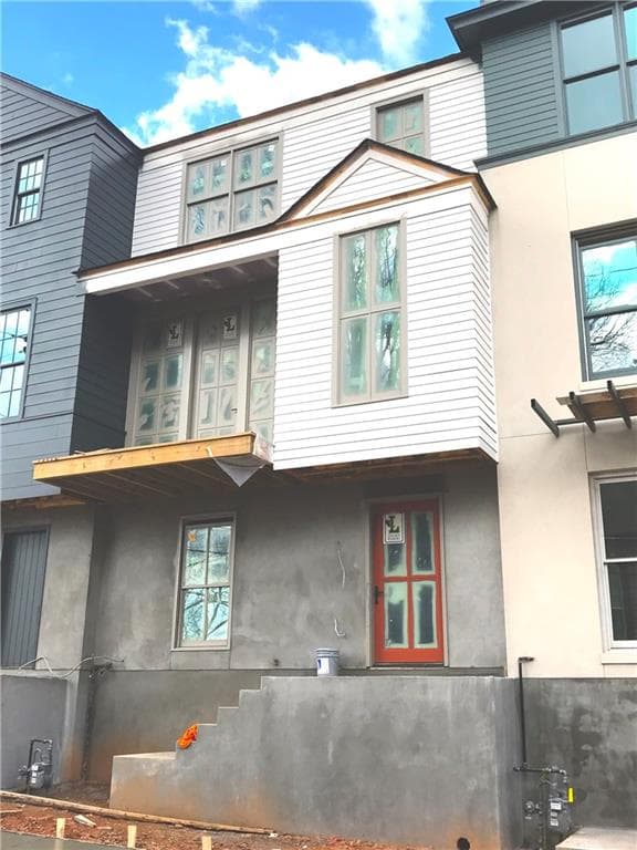 3 bedroom, 4 bathroom townhouse sold at 52 Bass Street 87, Atlanta, GA 30315