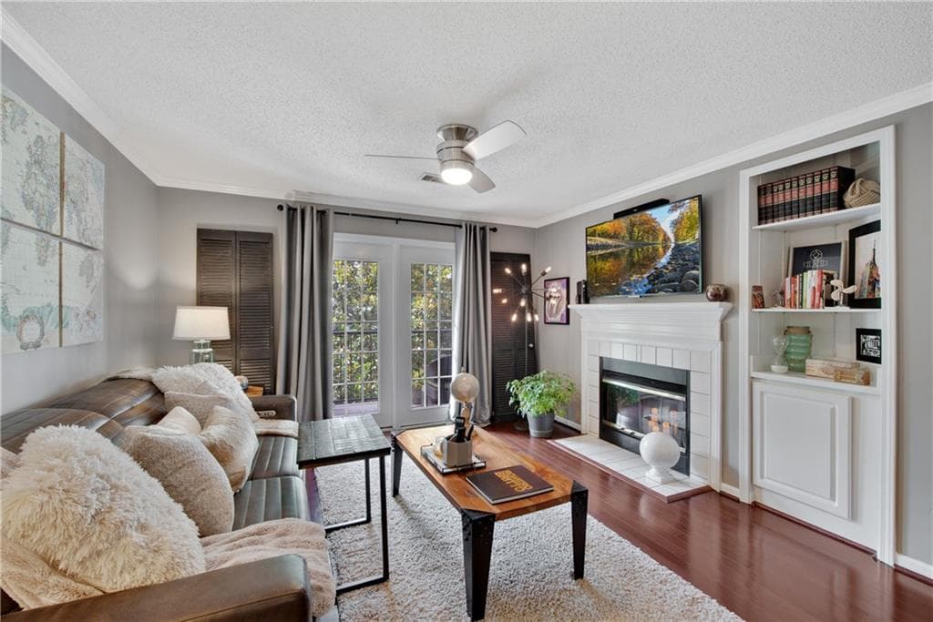1 bedroom, 1 bathroom, 713 sq ft condominium sold at 3655 Habersham Road 307A, Atlanta, GA 30305