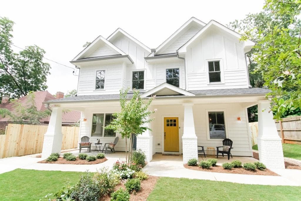 3 bedroom, 3 bathroom, 1,923 sq ft townhouse sold at 1366 Finley Street B, Atlanta, GA 30307