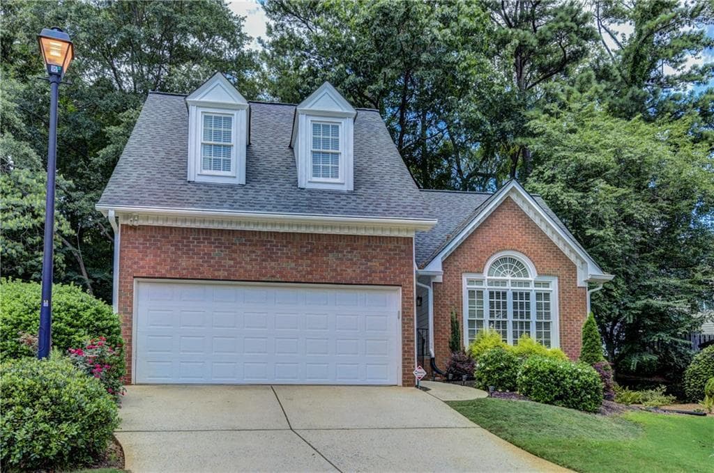 3 bedroom, 3 bathroom, 2,206 sq ft single family residence sold at 1162 Daventry Way, Brookhaven, GA 30319