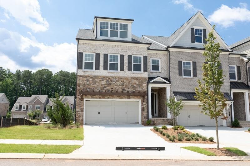 4 bedroom, 4 bathroom, 3,400 sq ft townhouse sold at 4 Ganel Lane 8, Alpharetta, GA 30009