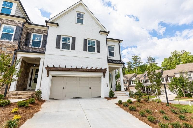 4 bedroom, 4 bathroom, 3,400 sq ft townhouse sold at 1 Ganel Lane 5, Alpharetta, GA 30009