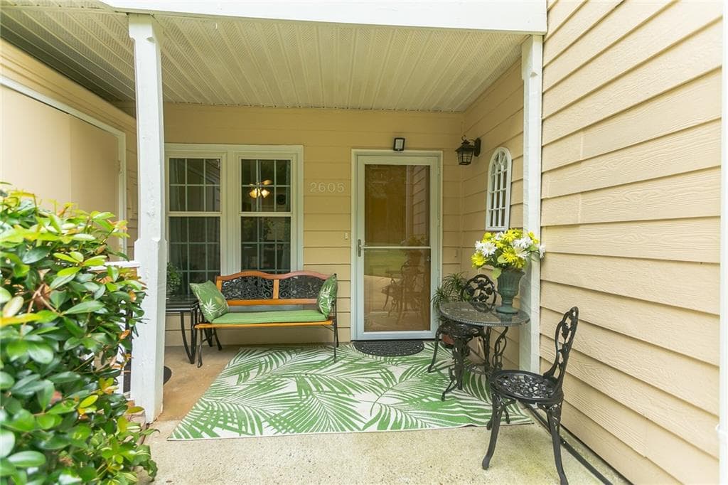 2605 Vineyard Way, Smyrna, GA 30082 — most recent listing photo