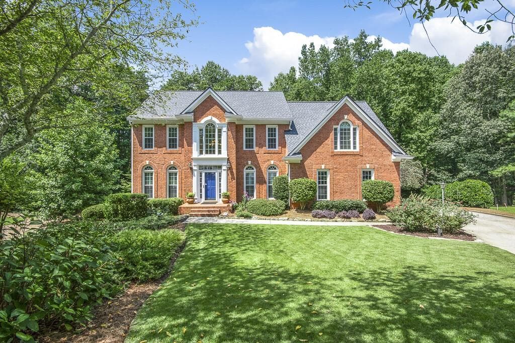 4 bedroom, 4 bathroom, 4,610 sq ft single family residence sold at 1875 Edgemont Court, Cumming, GA 30041