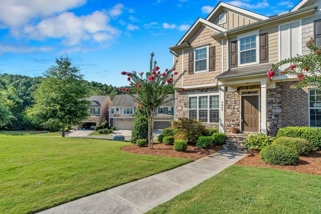 3 bedroom, 4 bathroom, 2,352 sq ft townhouse sold at 4640 Cold Spring Court, Cumming, GA 30041