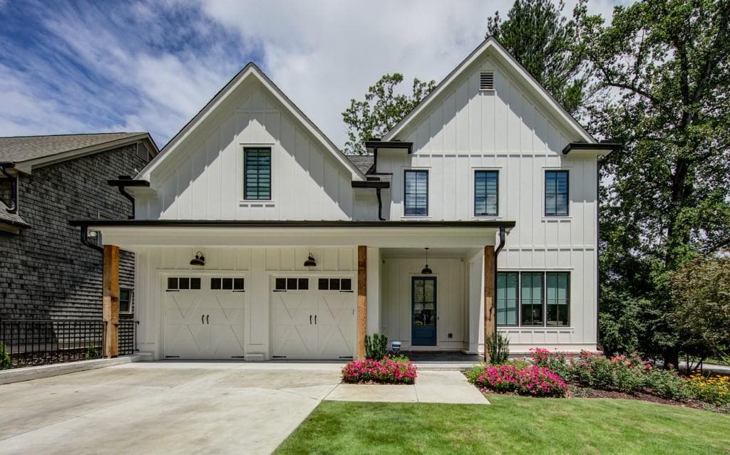 6 bedroom, 5 bathroom, 4,800 sq ft single family residence sold at 2431 Thompson Road, Brookhaven, GA 30319