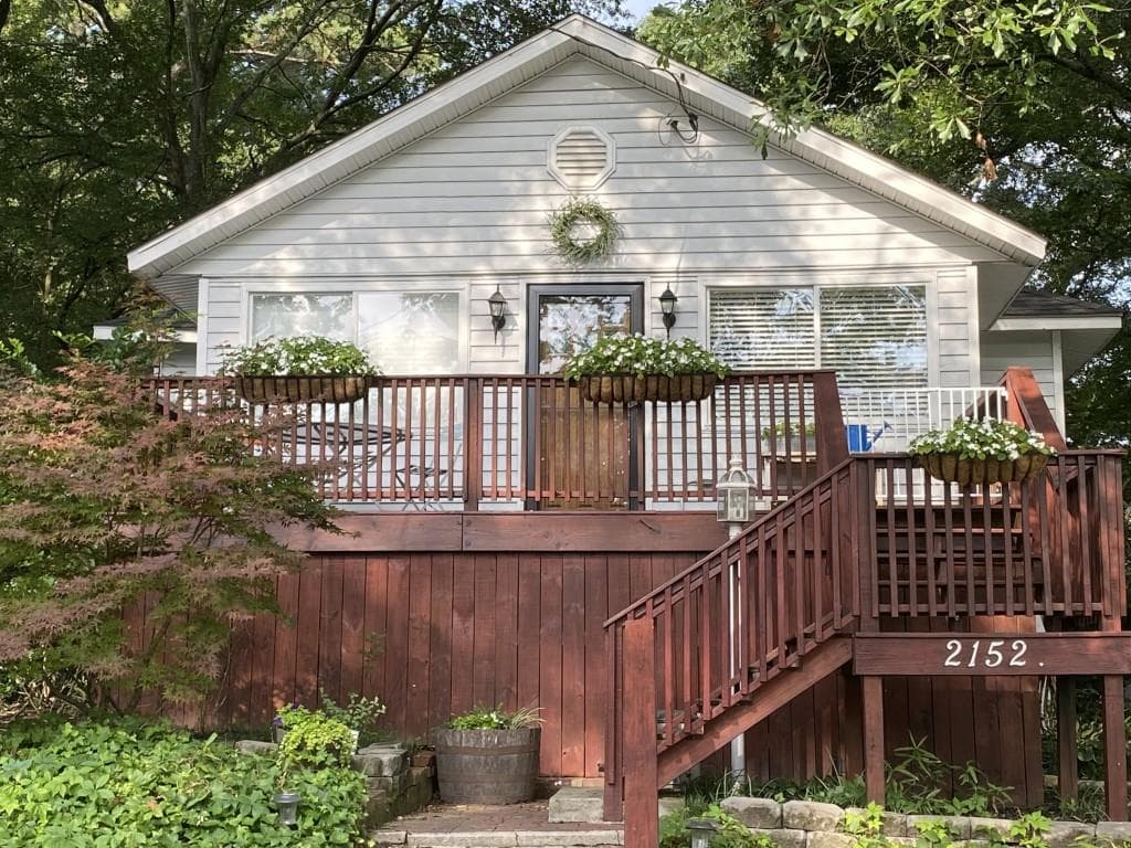2 bedroom, 2 bathroom, 1,474 sq ft single family residence sold at 2152 Forrest Place, Atlanta, GA 30318