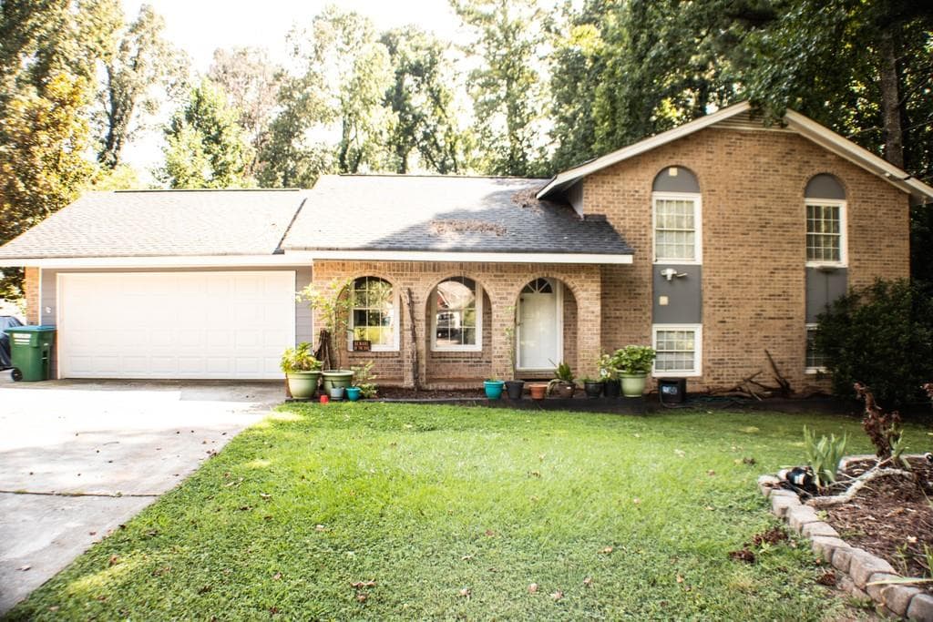 493 SW BEN Avenue, Lilburn, GA 30047 — most recent listing photo