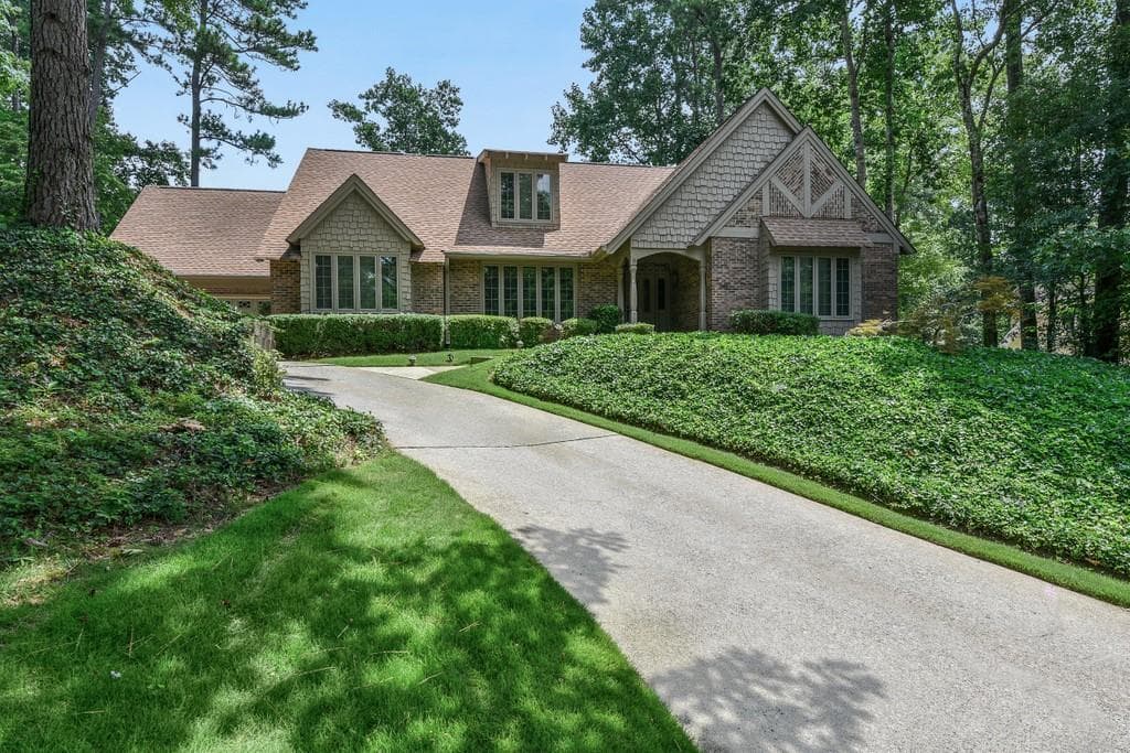 1826 Mallard Lake Drive, Marietta, GA 30068 — most recent listing photo
