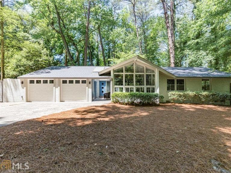 3 bedroom, 2 bathroom, 2,285 sq ft single family residence sold at 2070 Lenox Road, Atlanta, GA 30324
