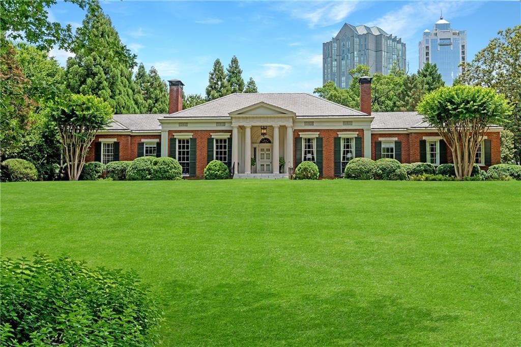 4 bedroom, 7 bathroom, 5,000 sq ft single family residence sold at 2959 Andrews Drive, Atlanta, GA 30305