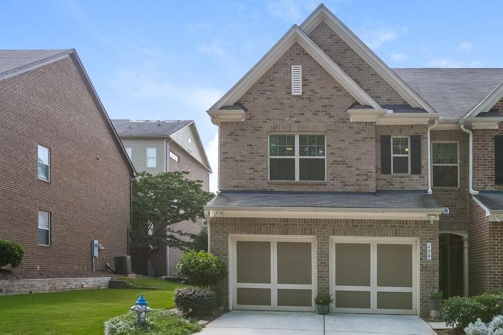 4 bedroom, 4 bathroom, 2,477 sq ft townhouse sold at 208 Ashley Lane, Smyrna, GA 30080